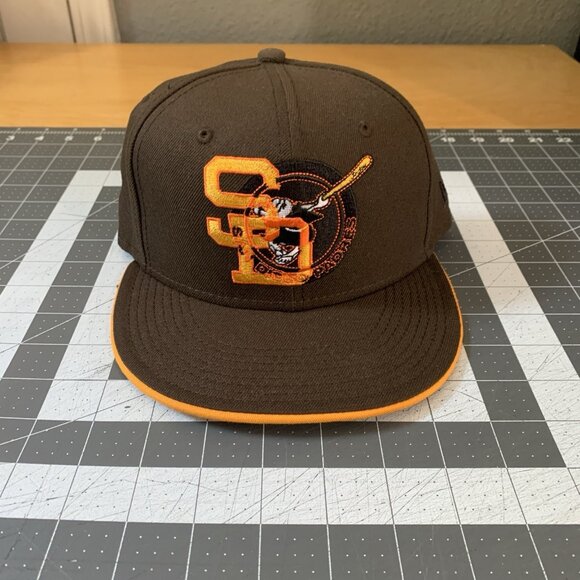New Era 59Fifty Hat Men 7 San Diego Padres Cooperstown Swinging Friar Fitted SD - Picture 1 of 8